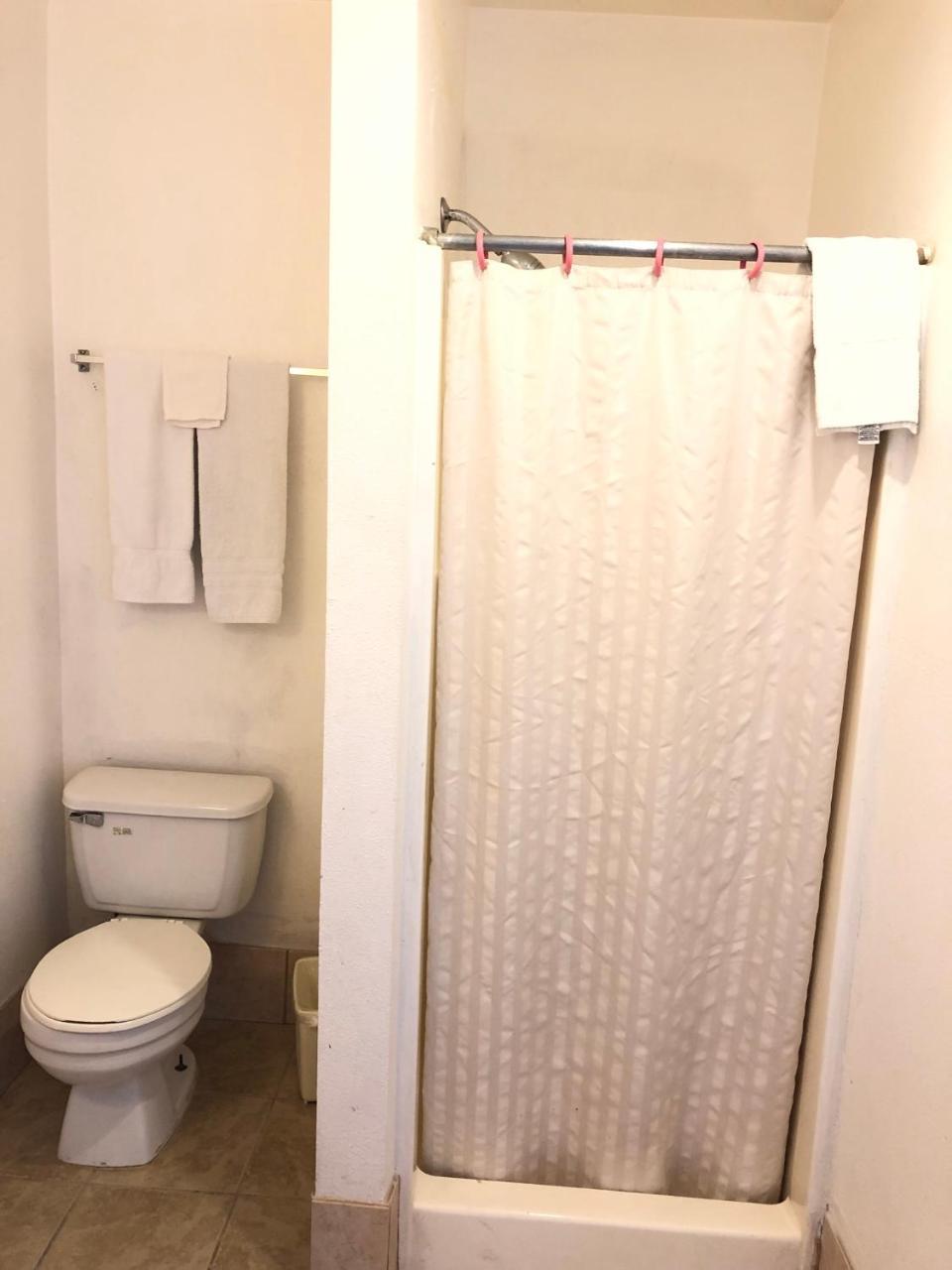 Deluxe Inn Motel Sparks Zewnętrze zdjęcie